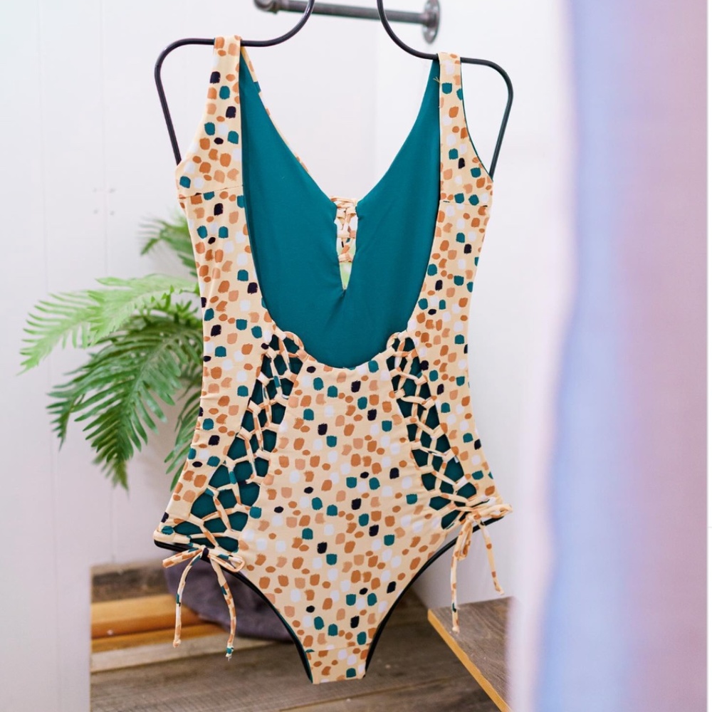 Strange Bikinis Stryker Cheeky Swimsuit--Monokini--Small--New, Never Worn - Picture 3 of 5